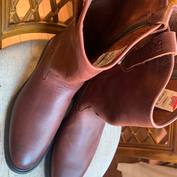 Red Wing Boots 1132 SUPERSOLE®MEN'S 11-INCH SOFT TOE PULL-ON SIZE 11 D. - Picture 4 of 8